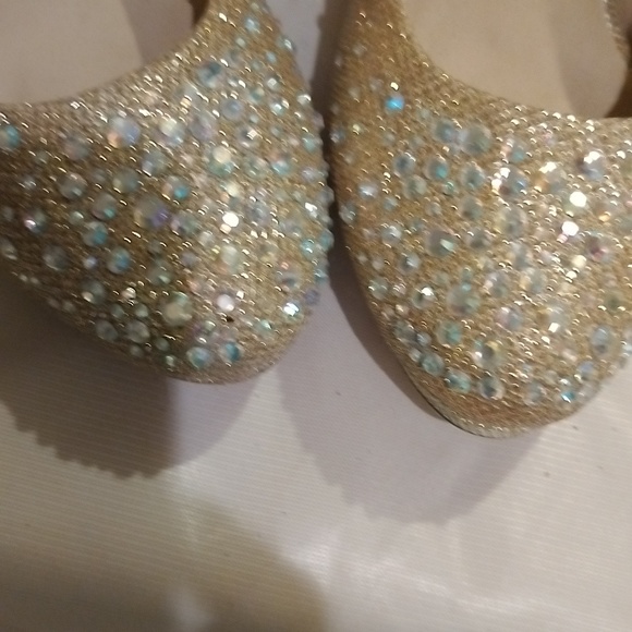 Celeste Vip completely with rhinestone embellishments, size 5 1/2 - Picture 6 of 7